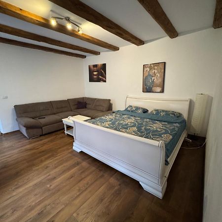 Apartamento Sunrise Castelului Braşov Exterior foto
